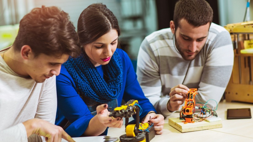 Authentic Learning Model: Creating Meaningful Learning Experiences